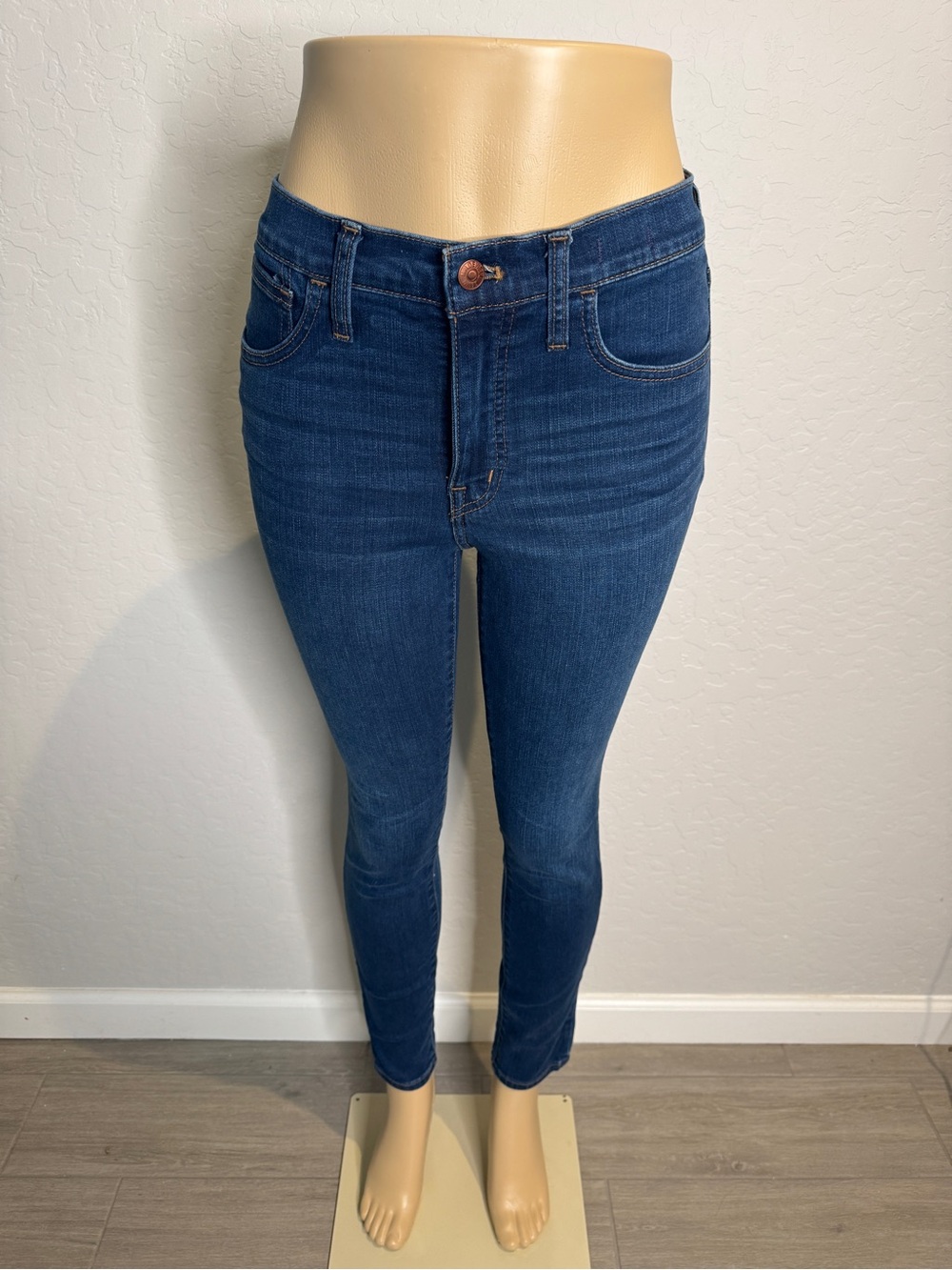 Madewell roadtripper skinny jeans, SZ 27